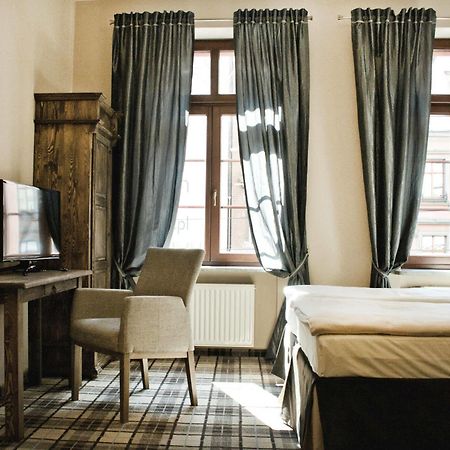 Five Stars Bed&Breakfast 브로츠와프 외부 사진