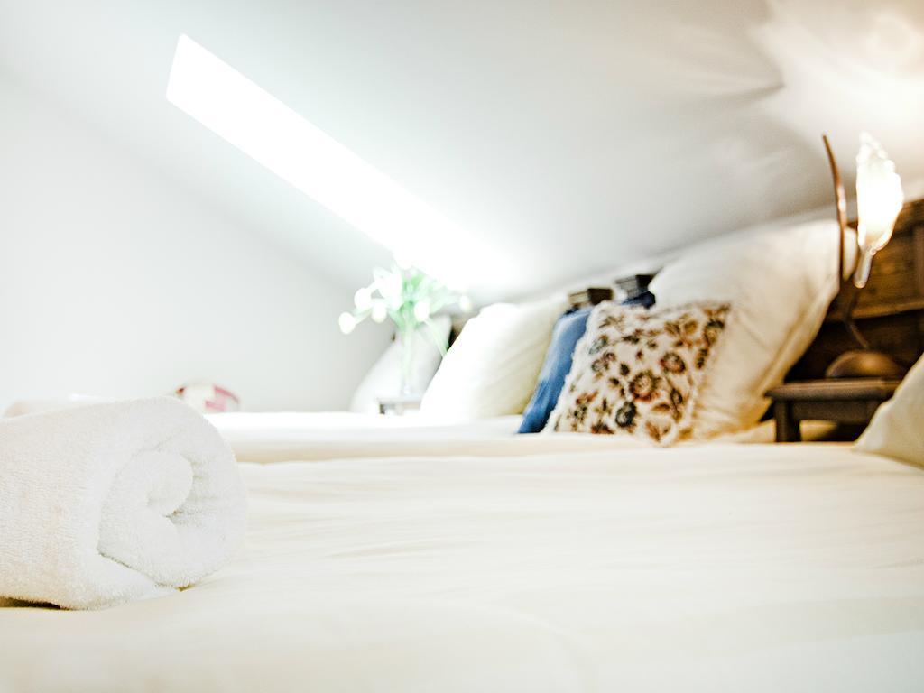 Five Stars Bed&Breakfast 브로츠와프 객실 사진