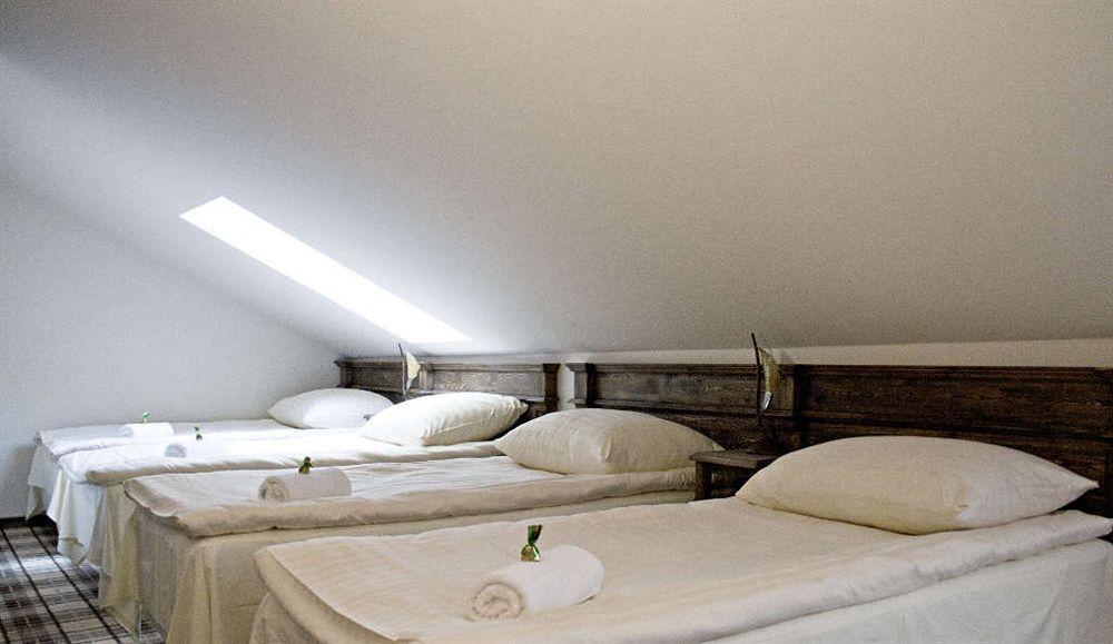 Five Stars Bed&Breakfast 브로츠와프 외부 사진